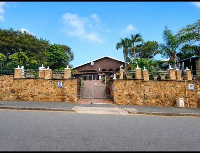 4 BEDROOM HOUSE FOR SALE IN BLUFF
